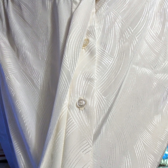 Vtg Cream Blouse by Paris station sz 12 - Picture 8 of 8